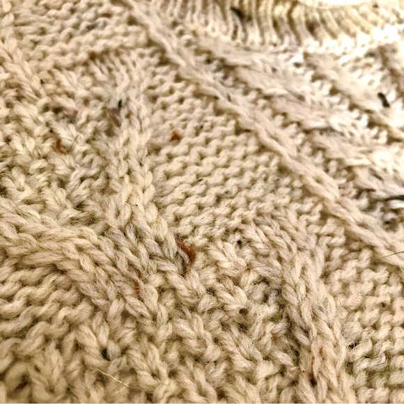 Roll Neck Cabled Sweater 100% British Wool Size Large EUC - Picture 8 of 8